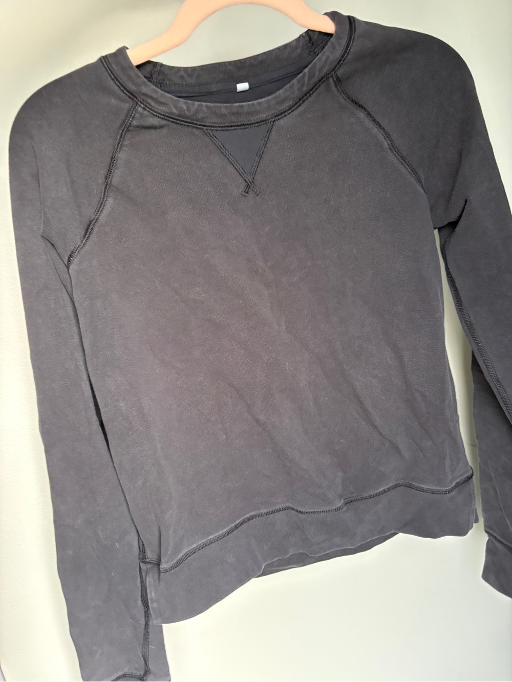 Lululemon Washed Black Crewneck Sweatshirt - Picture 3 of 11